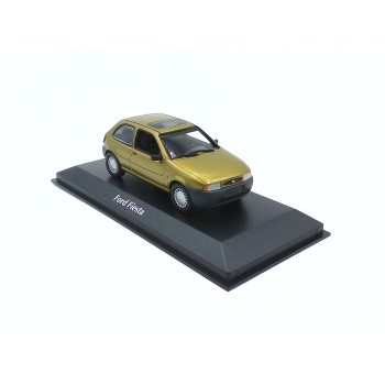Ford Fiesta 1995 gold metallic - skala 1:43 - Maxichamps